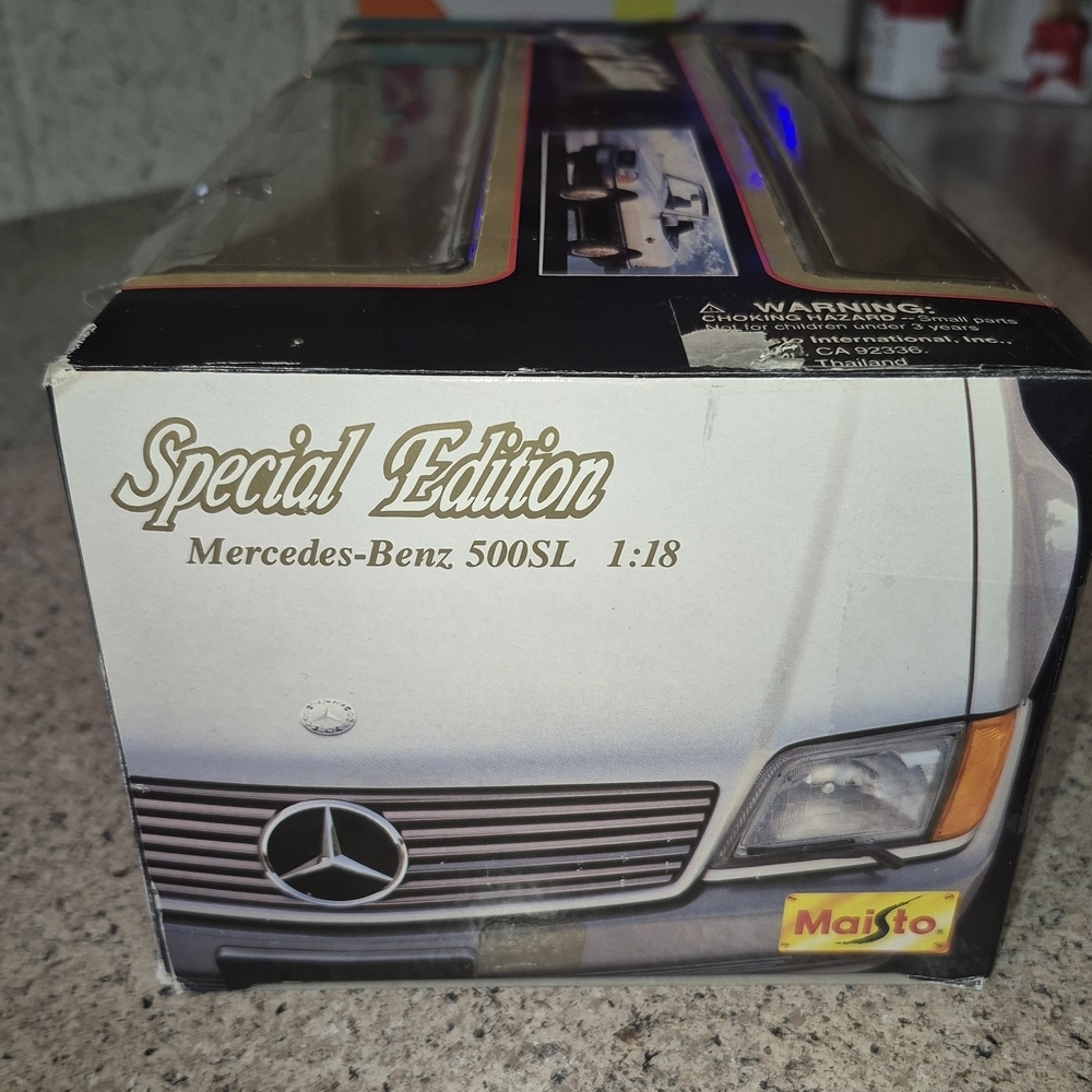 Mercedes-Benz 500SL Model Car. Maisto 1989 Mercedes Silver Convertible. NEW - Picture 3 of 8